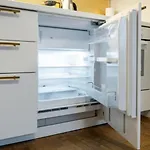 Charming 1 Bedroom In Superb Location Free Parking